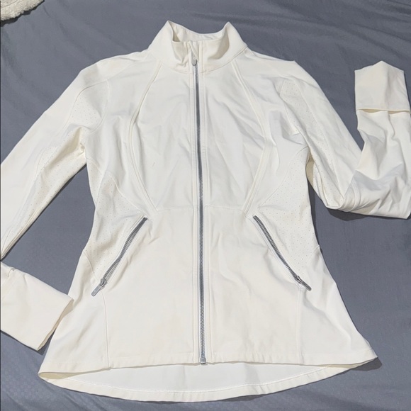 lululemon athletica Jackets & Blazers - Lululemon Sleek Essentials Jacket
Cream/White size 8